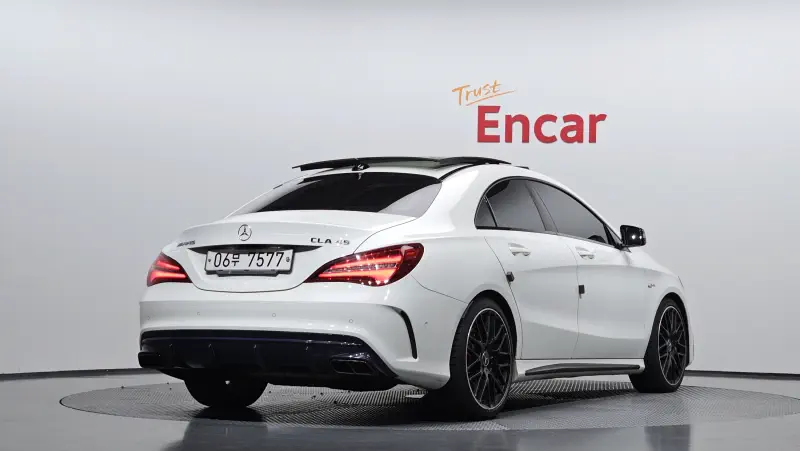 Mercedes-Benz CLA-Class