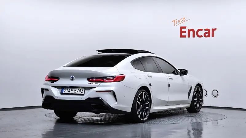 BMW 8-Series