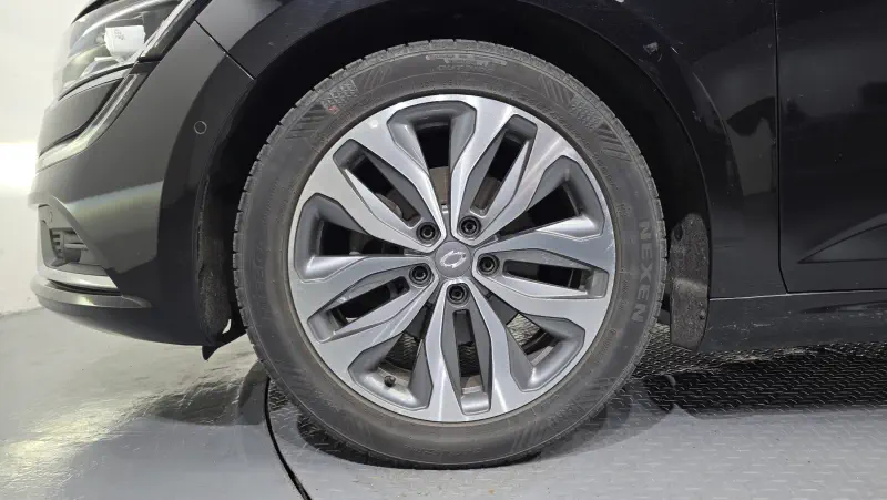Renault Samsung SM6