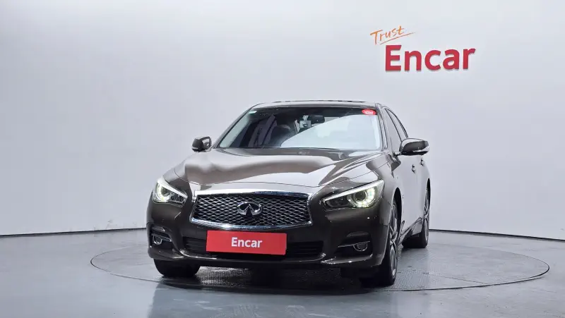 Infiniti Q50