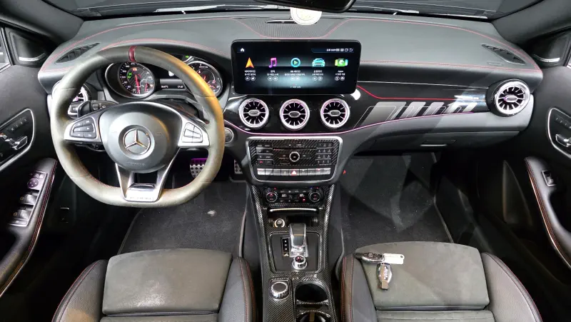 Mercedes-Benz GLA-Class