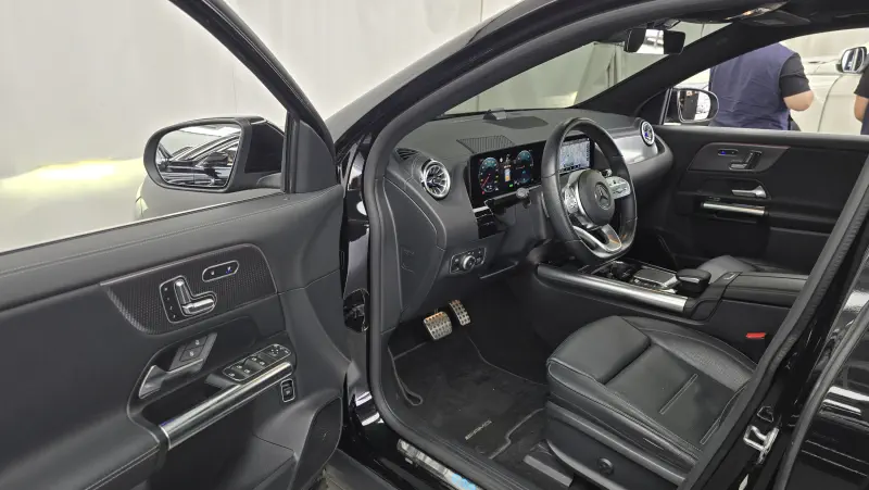 Mercedes-Benz EQA