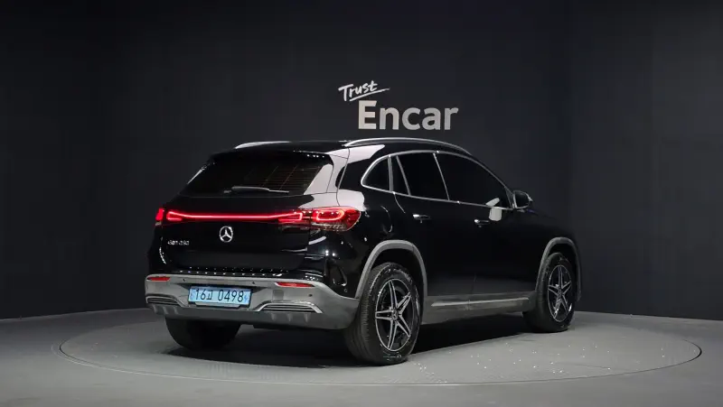 Mercedes-Benz EQA