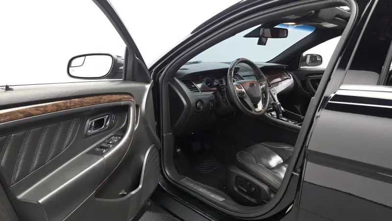Ford Taurus