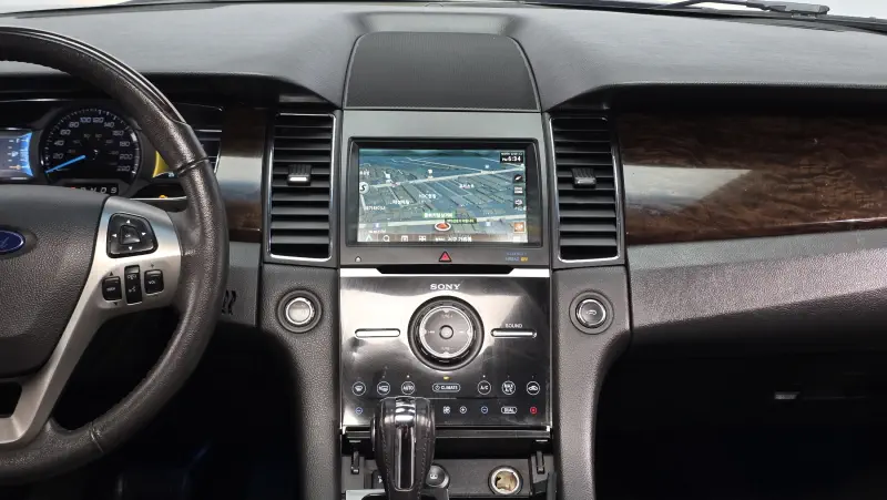 Ford Taurus