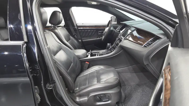 Ford Taurus