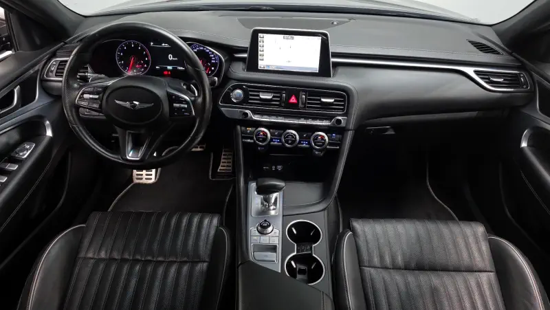Genesis G70