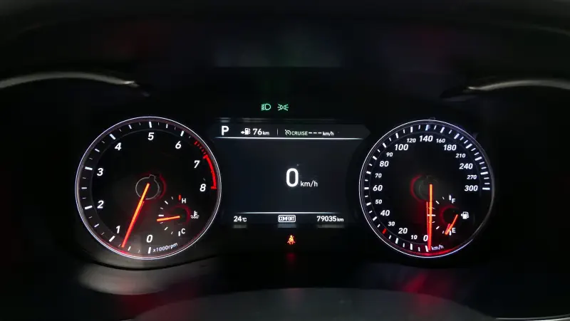 Genesis G70
