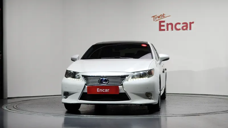 Lexus ES300h