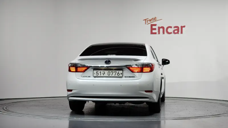 Lexus ES300h