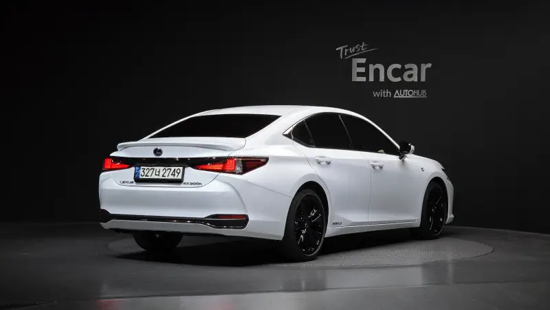 Lexus ES300h
