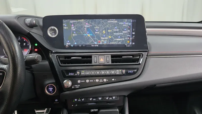 Lexus ES300h