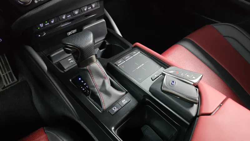 Lexus ES300h