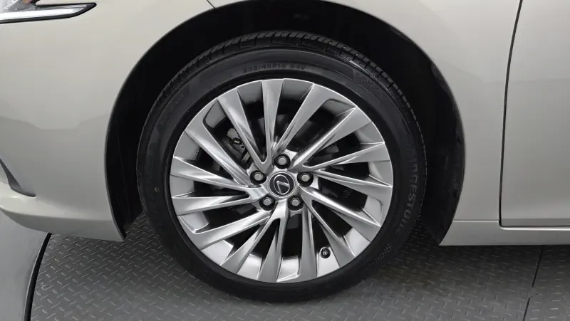 Lexus ES300h