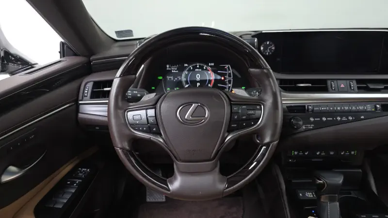 Lexus ES300h