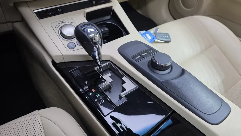 Lexus ES300h