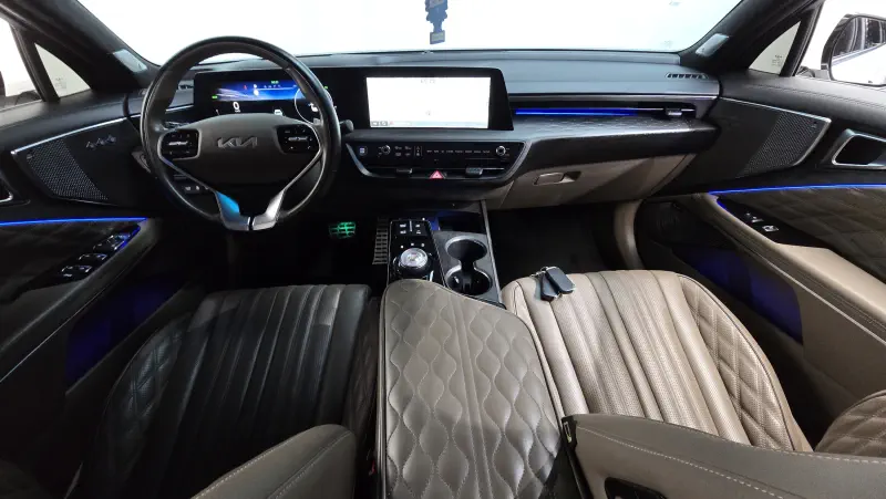 Kia K8