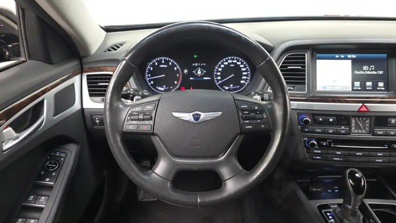 Hyundai Genesis
