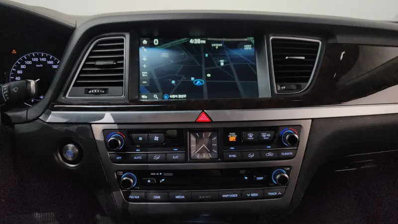Hyundai Genesis