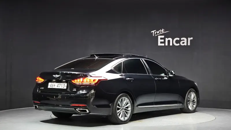Hyundai Genesis