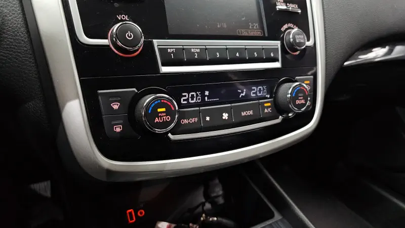 Nissan Altima