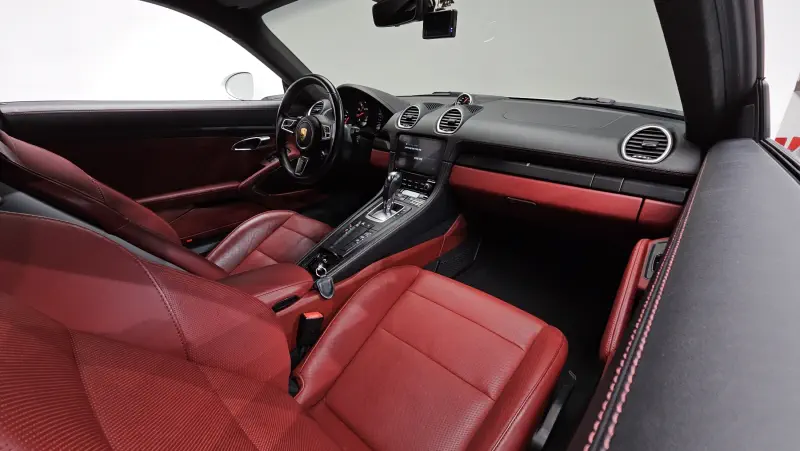 Porsche Cayman