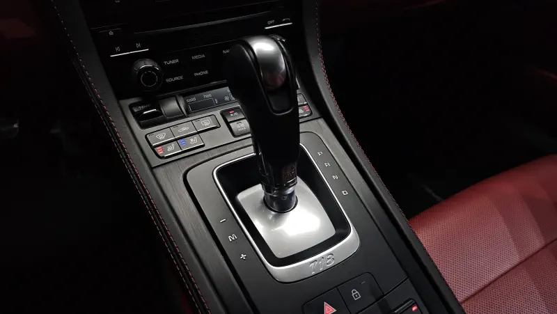 Porsche Cayman