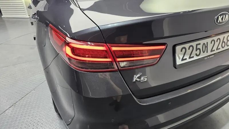 Kia K5