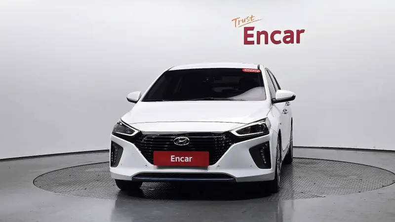 Hyundai Ioniq