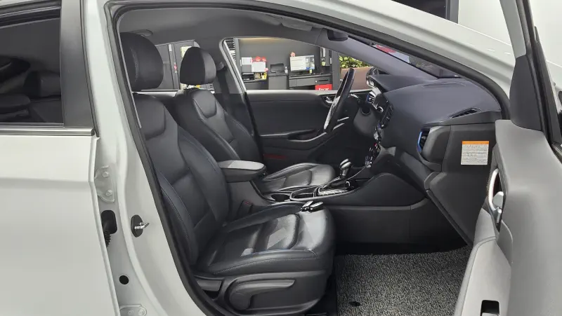 Hyundai Ioniq