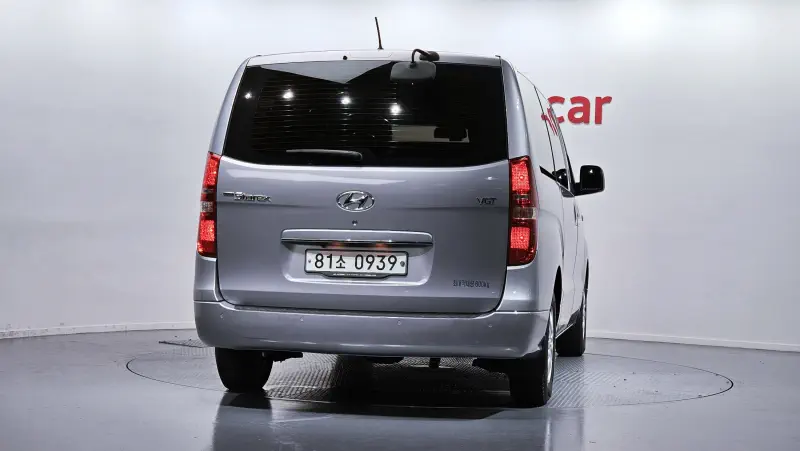 Hyundai Grand Starex