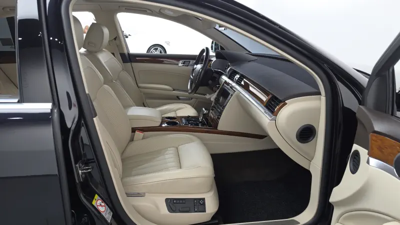 Volkswagen Phaeton