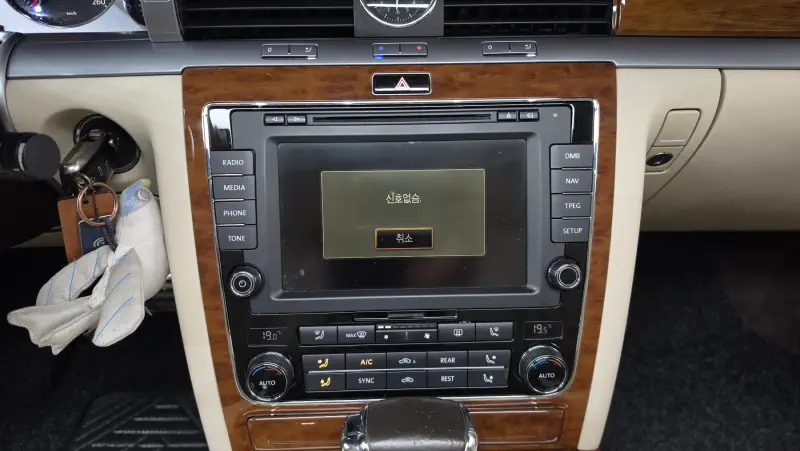 Volkswagen Phaeton