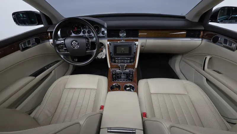 Volkswagen Phaeton