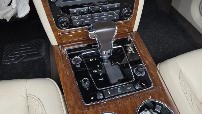Volkswagen Phaeton