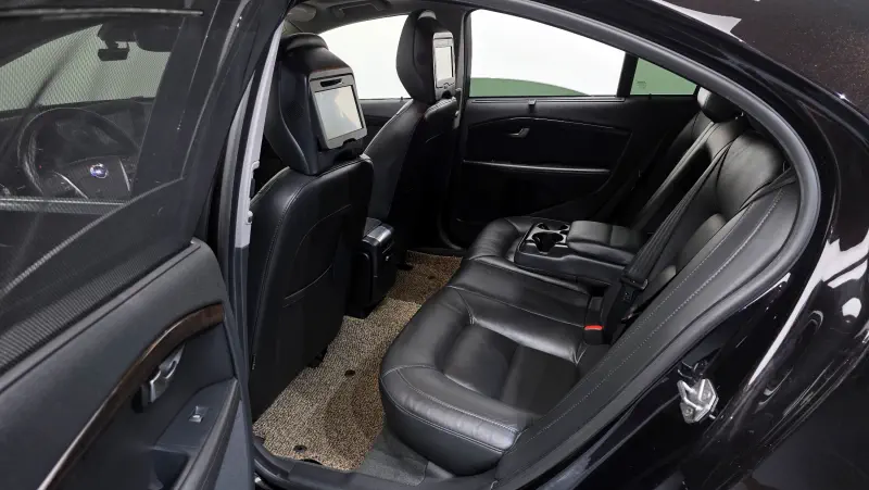 Volvo S80