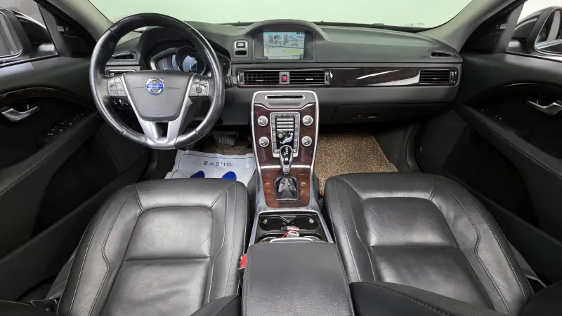 Volvo S80