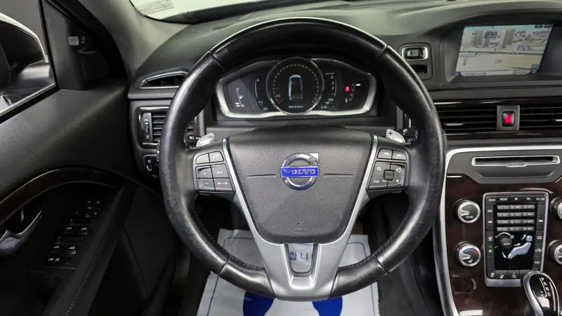 Volvo S80