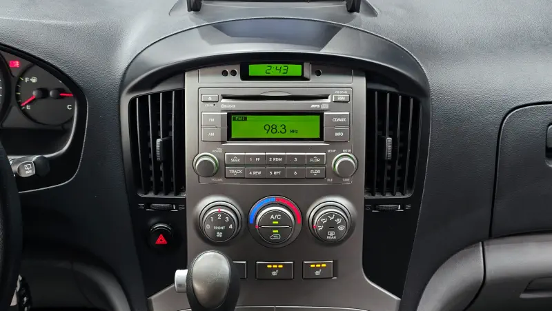 Hyundai Grand Starex