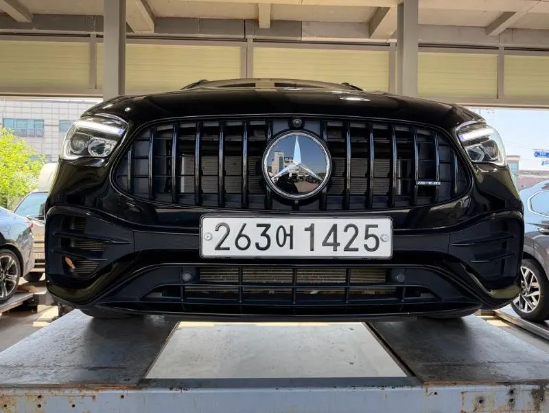 Mercedes-Benz GLA-Class