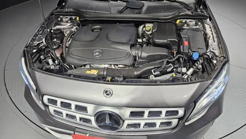 Mercedes-Benz GLA-Class