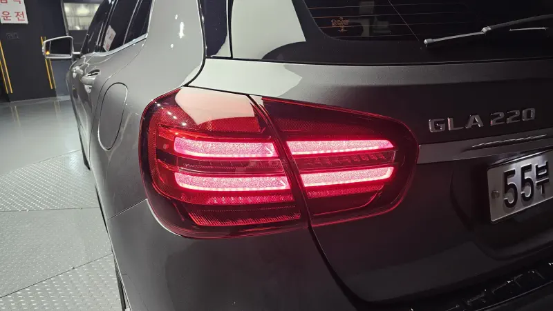 Mercedes-Benz GLA-Class