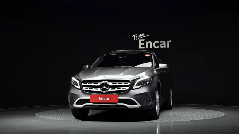Mercedes-Benz GLA-Class