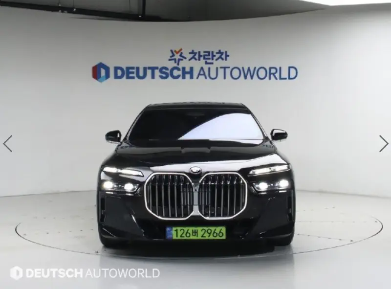 BMW 7-Series