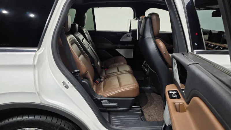 Lincoln Aviator
