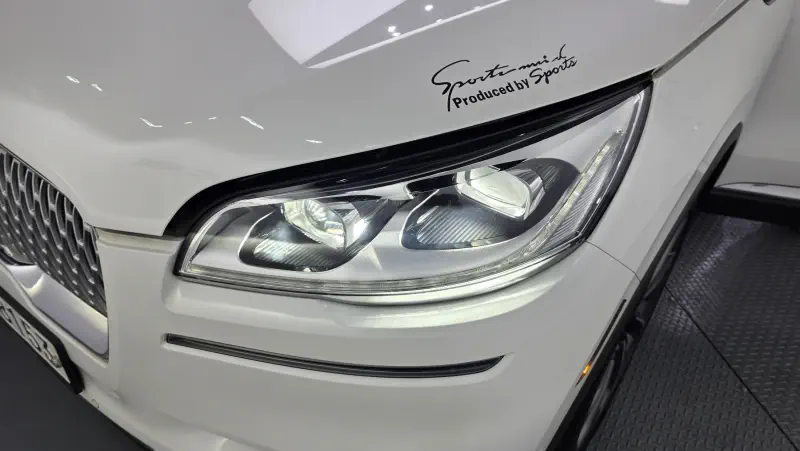 Lincoln Aviator