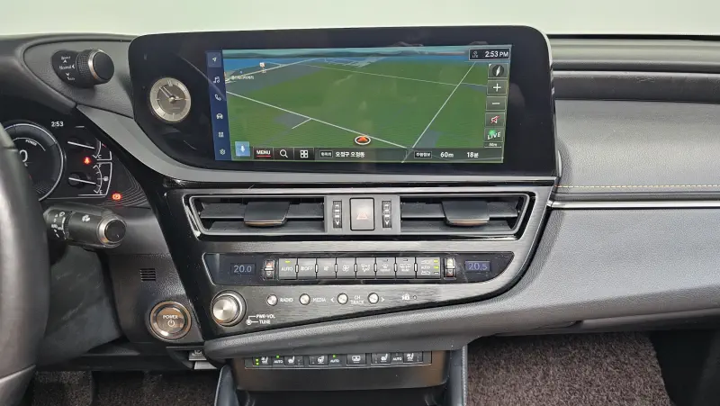 Lexus ES300h
