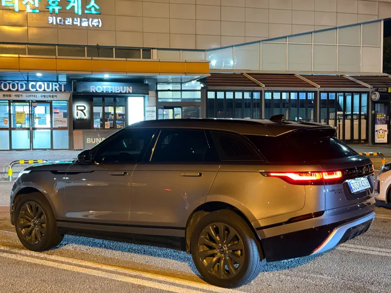 Land Rover Range Rover Velar
