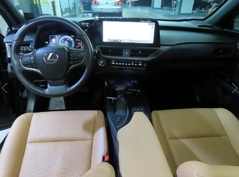 Lexus UX