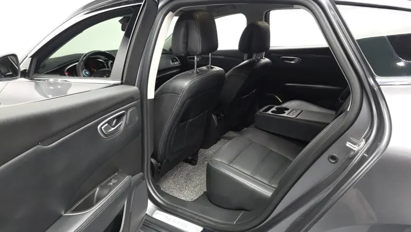 Renault Samsung SM6